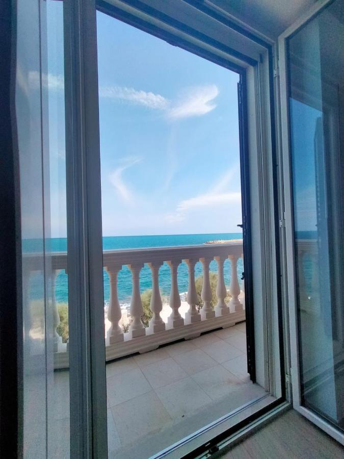 Vento Di Bolina Bed & Breakfast Giovinazzo Exterior foto