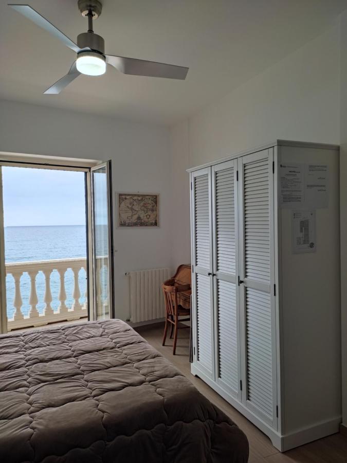 Vento Di Bolina Bed & Breakfast Giovinazzo Exterior foto